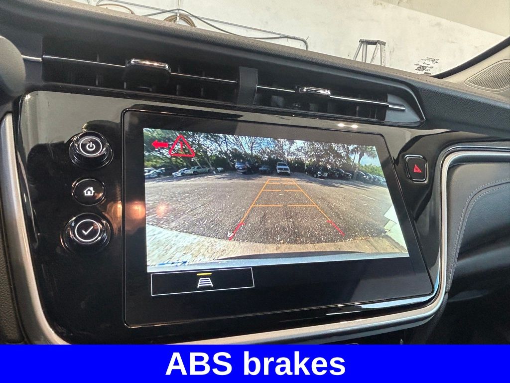 Vehicle image 12 of 41