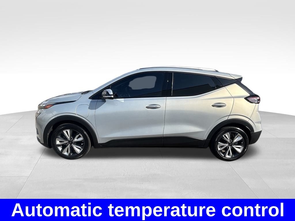 Vehicle image 9 of 41
