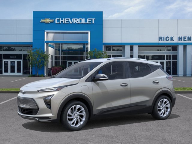 2023 Chevrolet Bolt EUV LT Image 3 of 25