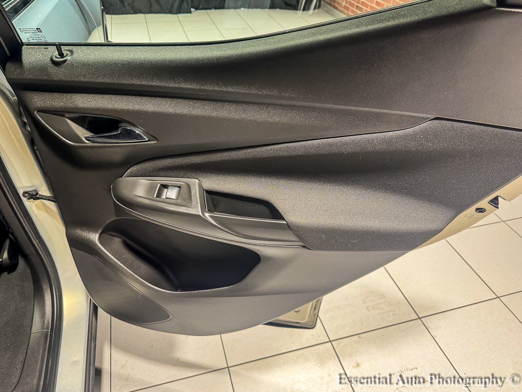 2023 Chevrolet Bolt EUV LT Image 26 of 33