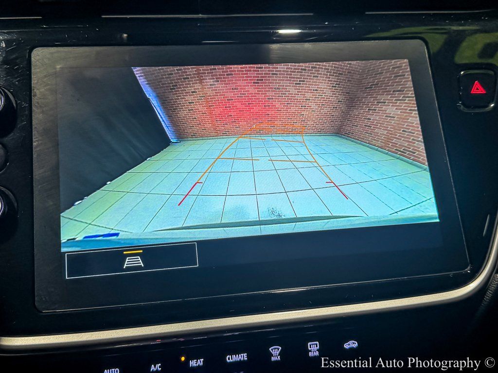 2023 Chevrolet Bolt EUV LT Image 19 of 33