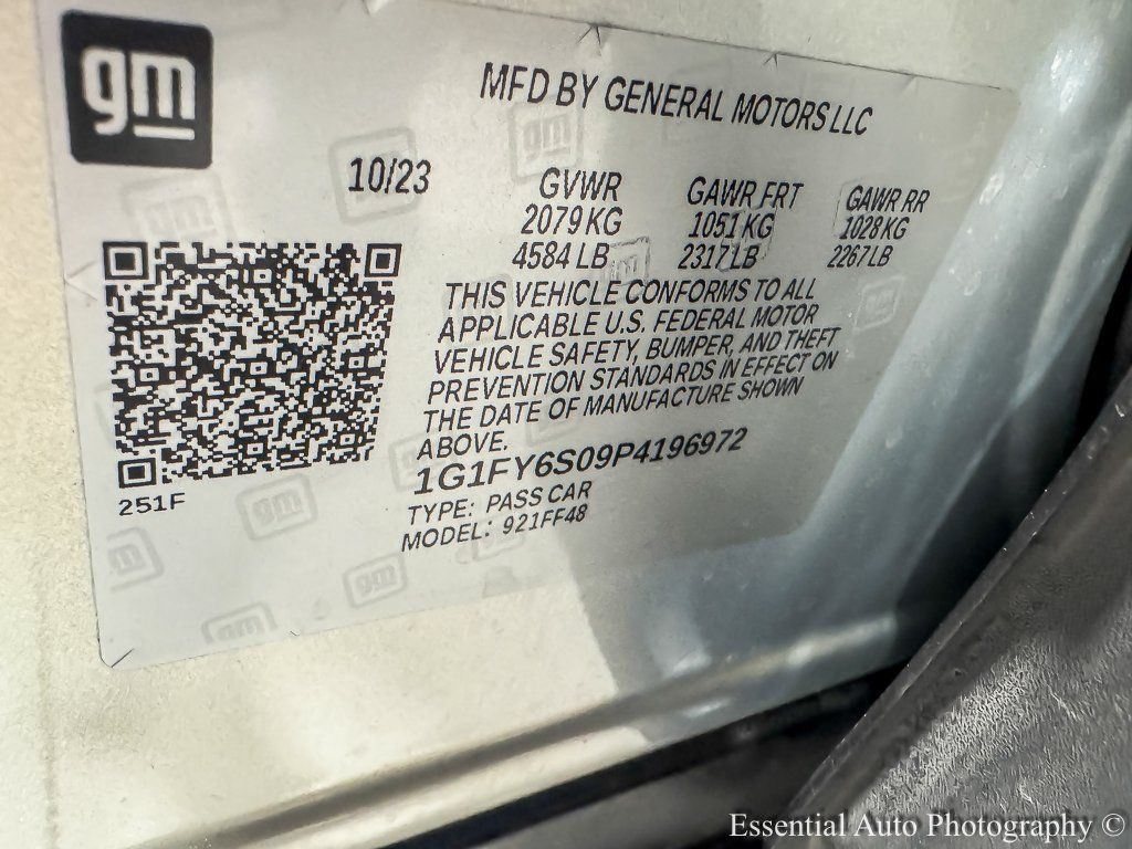 2023 Chevrolet Bolt EUV LT Image 28 of 33