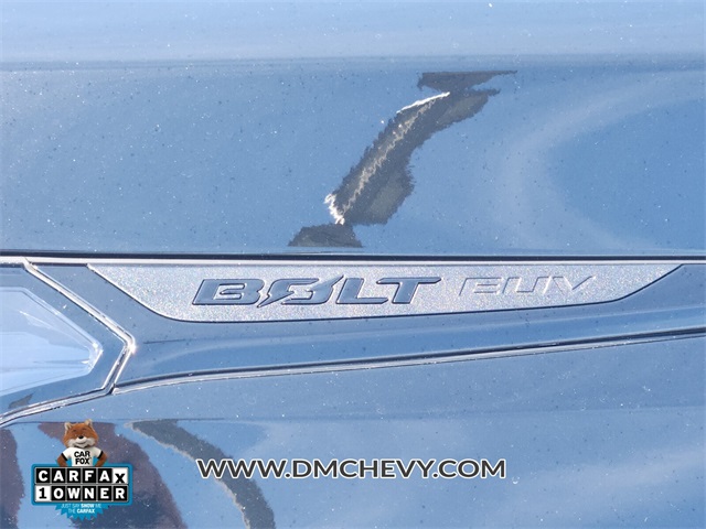 Vehicle image 24 of 30