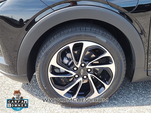 Vehicle image 10 of 30