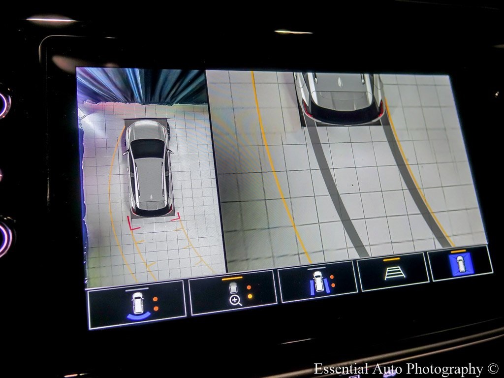 Vehicle image 31 of 45