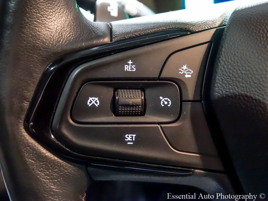 Vehicle image 21 of 45