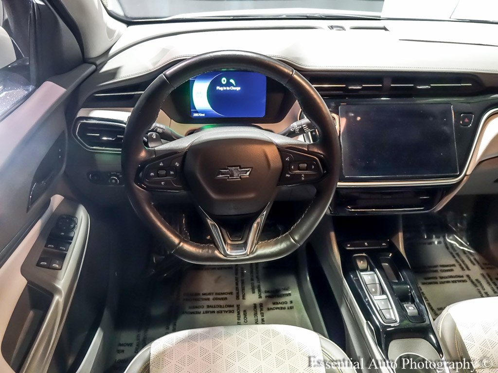 Vehicle image 18 of 45