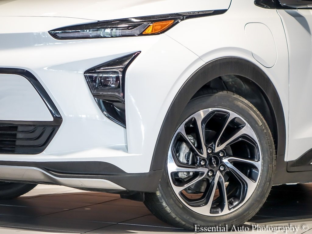 Vehicle image 11 of 45