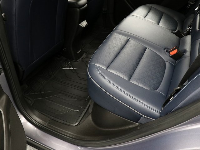 Vehicle image 12 of 34