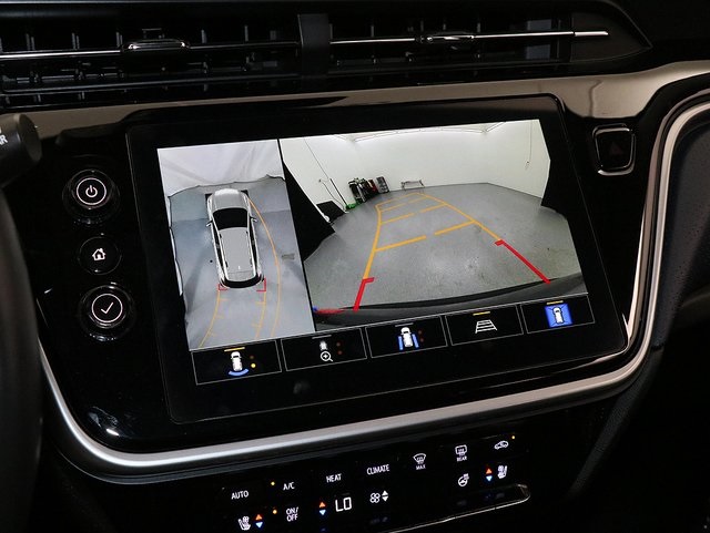 Vehicle image 19 of 34