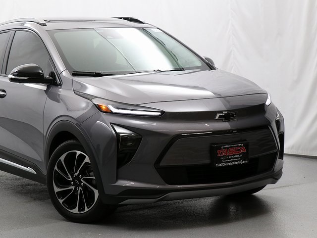 Vehicle image 3 of 34