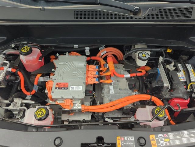 Vehicle image 27 of 29
