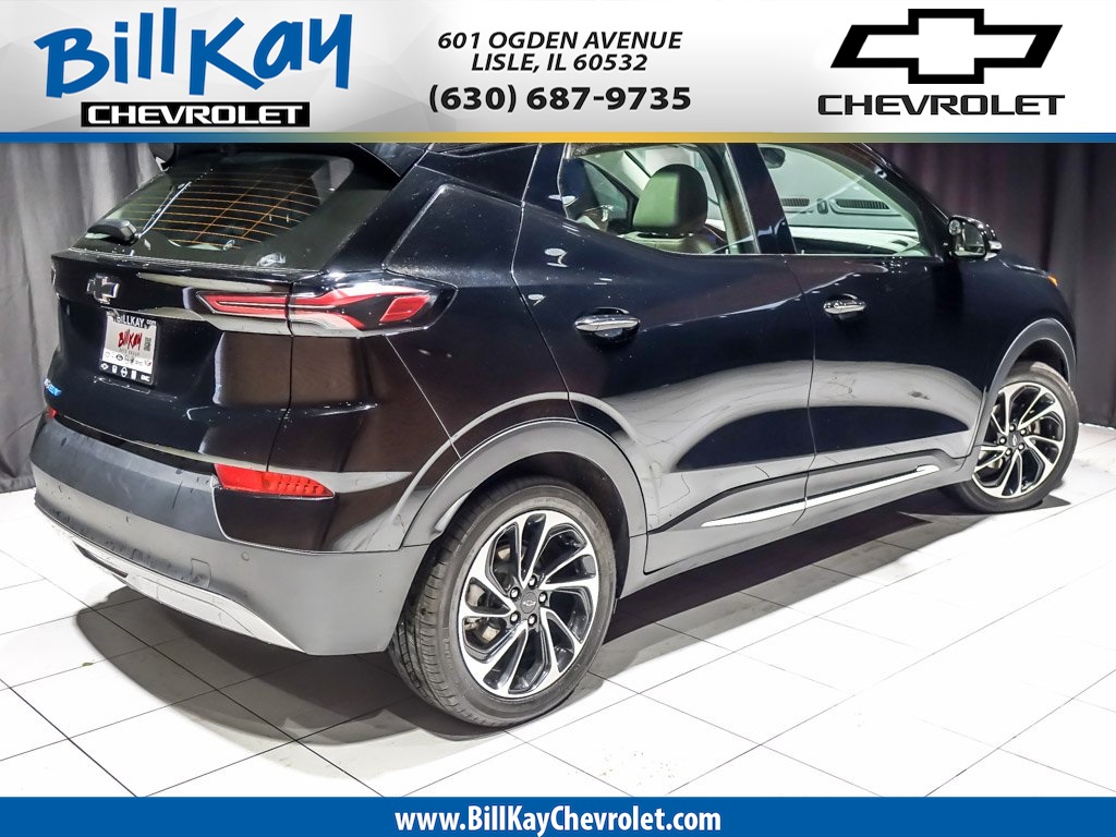 Vehicle image 8 of 43