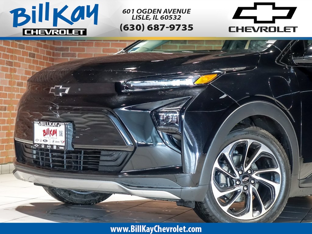 Vehicle image 4 of 43