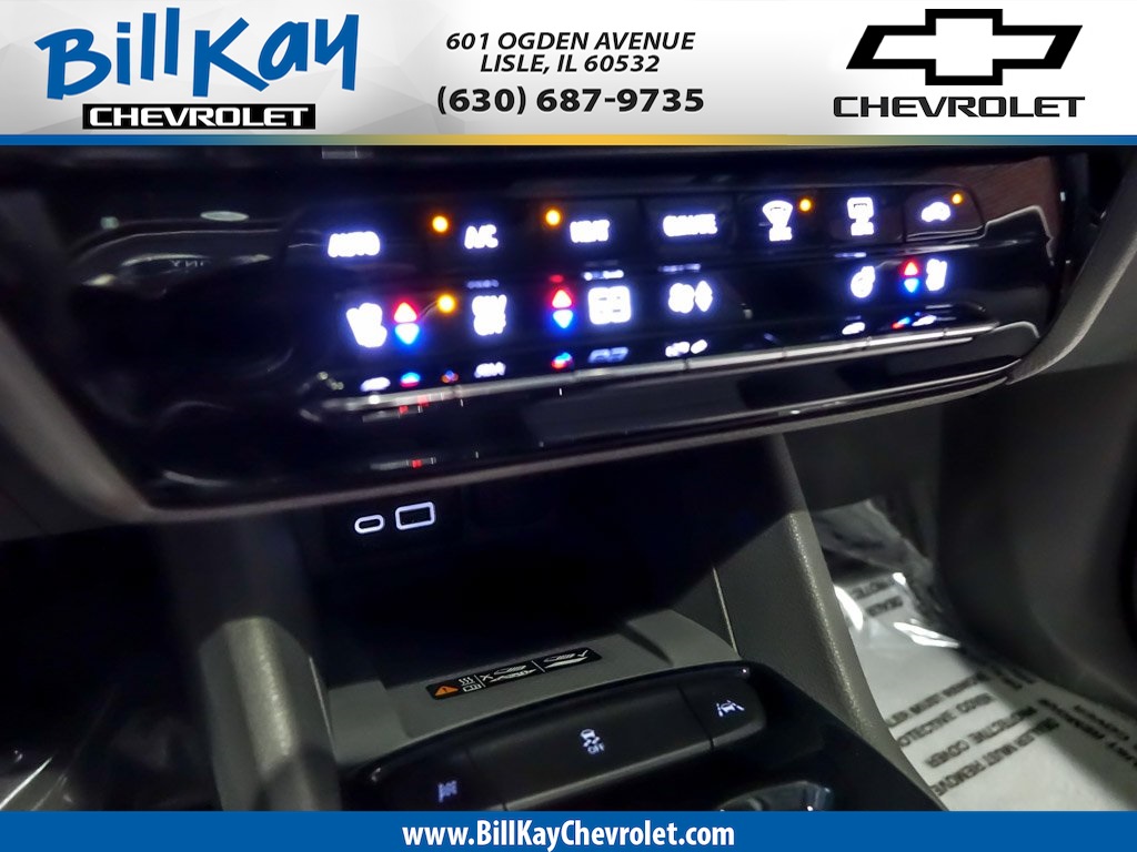 Vehicle image 22 of 43