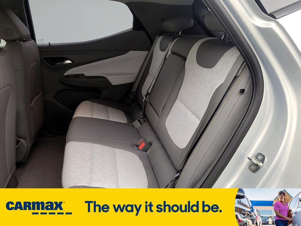 Vehicle image 11 of 29