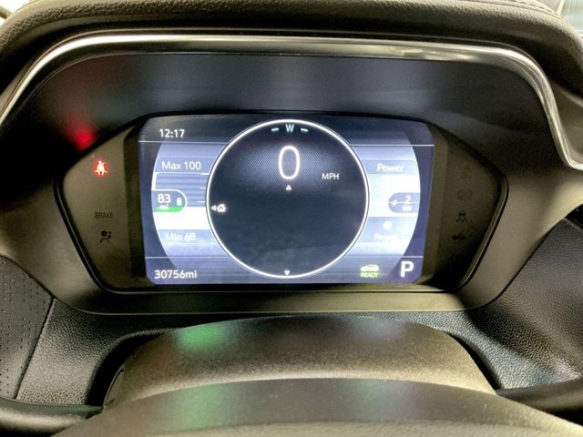 Vehicle image 22 of 31
