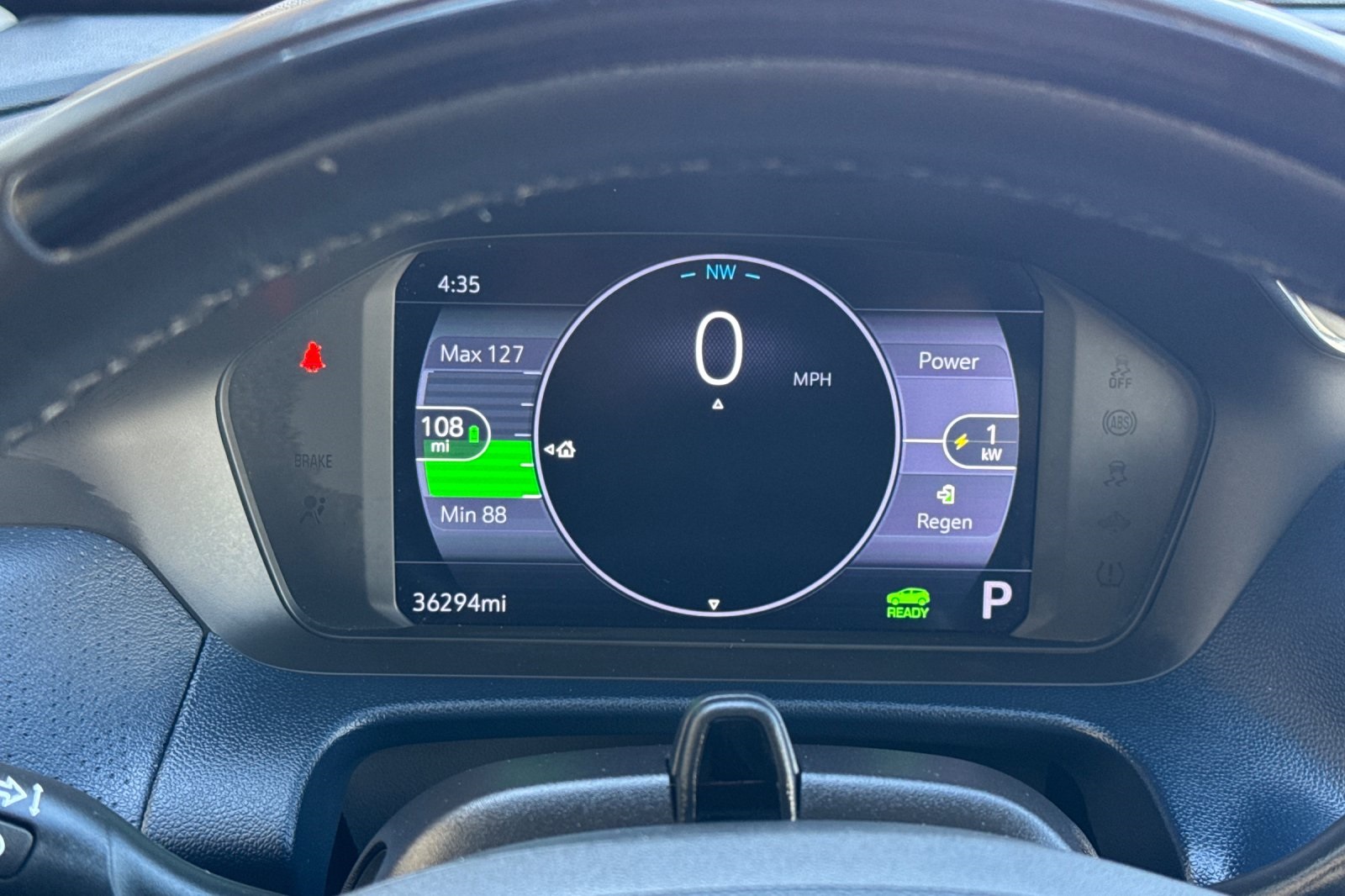 Vehicle image 23 of 27