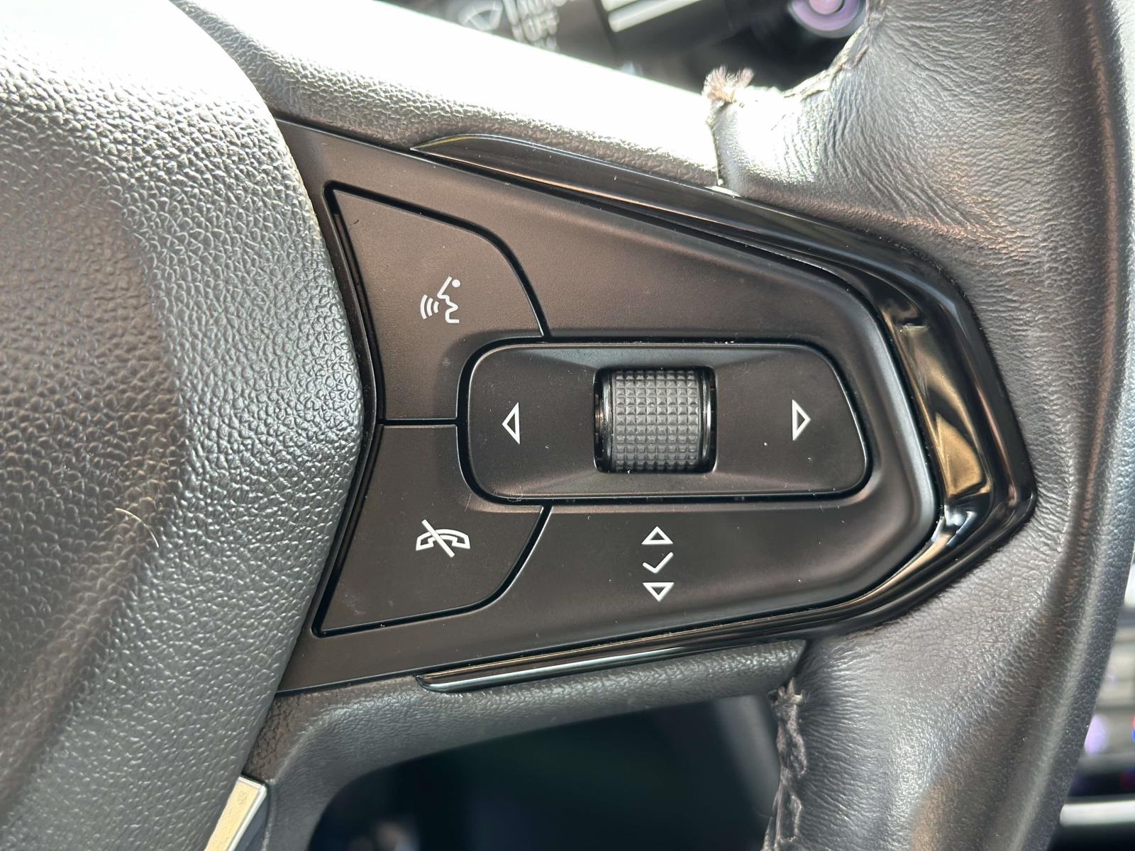 2023 Chevrolet Bolt EUV Premier Image 22 of 28