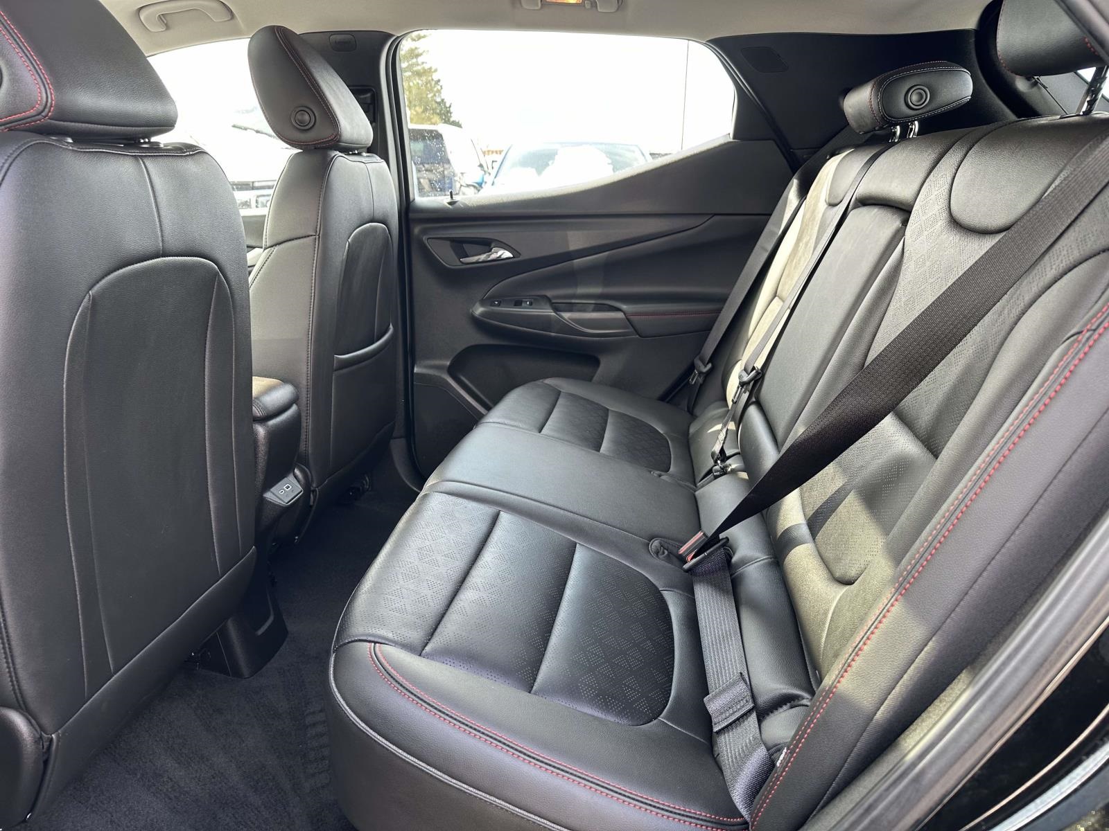 2023 Chevrolet Bolt EUV Premier Image 10 of 28