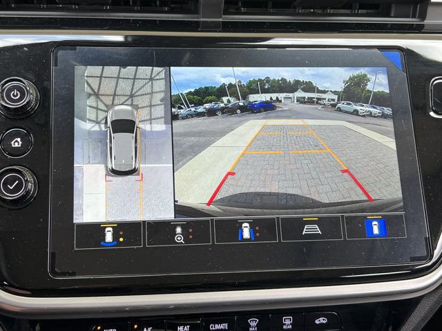 Vehicle image 24 of 35