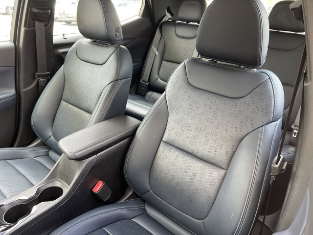 Vehicle image 15 of 35