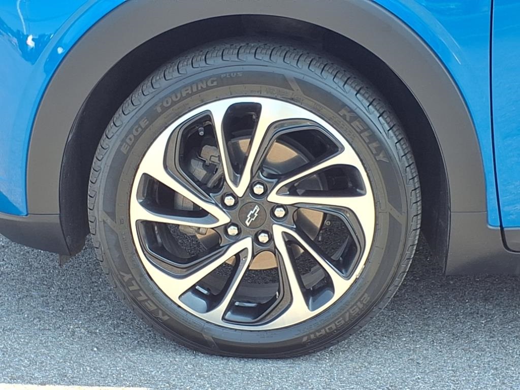 Vehicle image 10 of 33