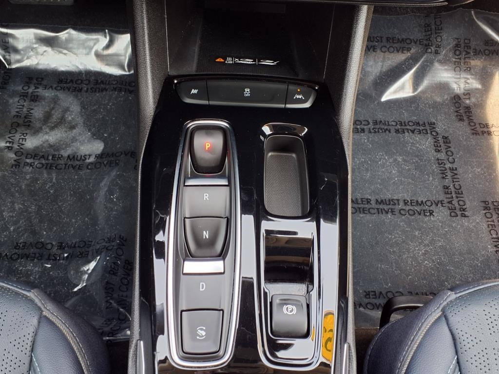 Vehicle image 18 of 33