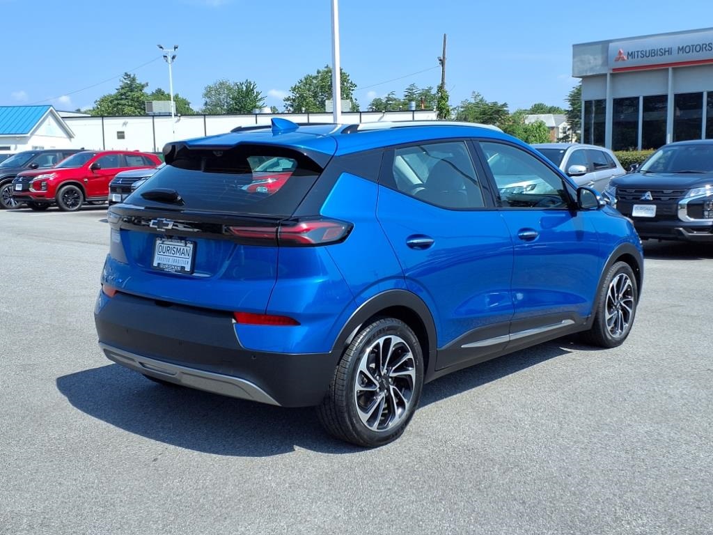 Vehicle image 5 of 33