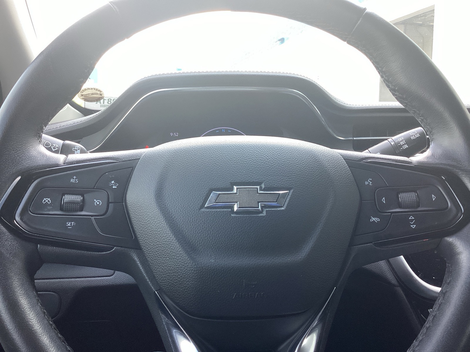 Vehicle image 19 of 28