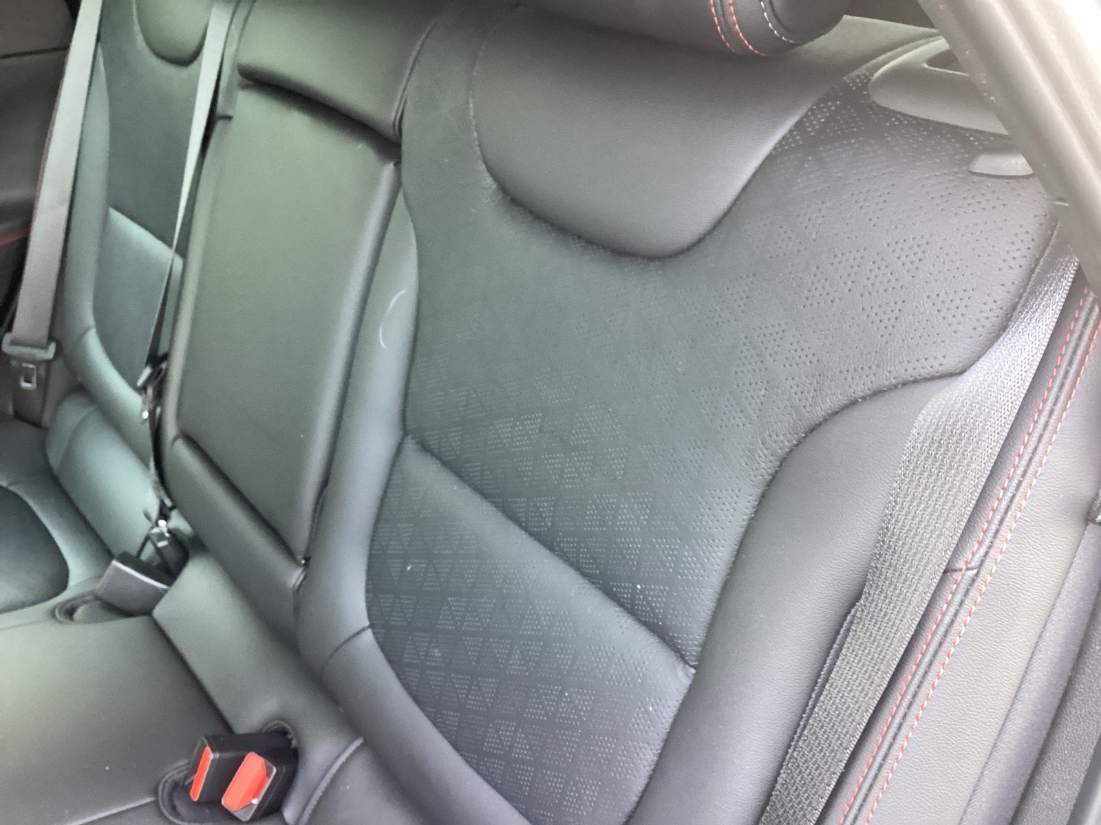 Vehicle image 11 of 28