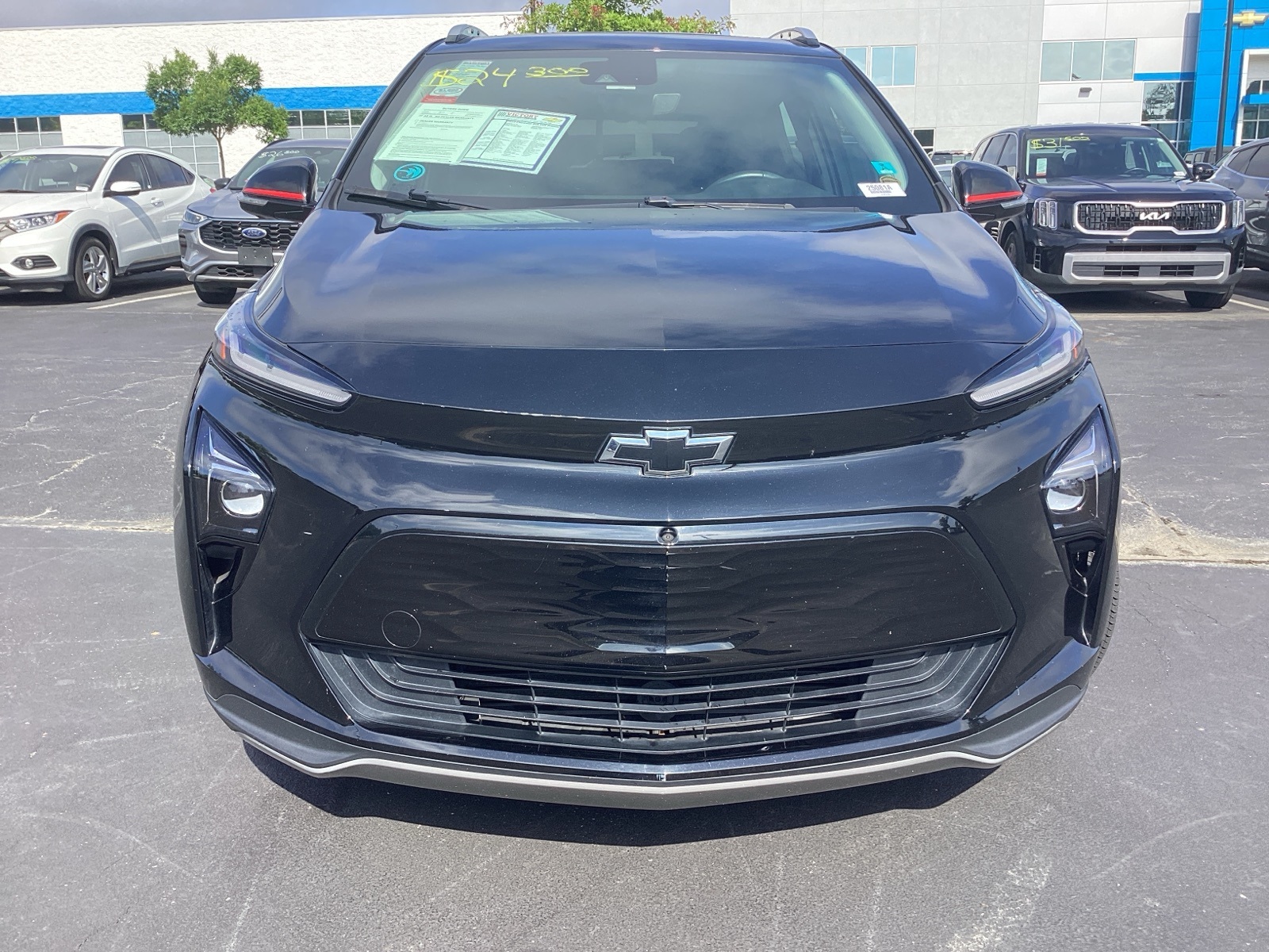 Vehicle image 7 of 28