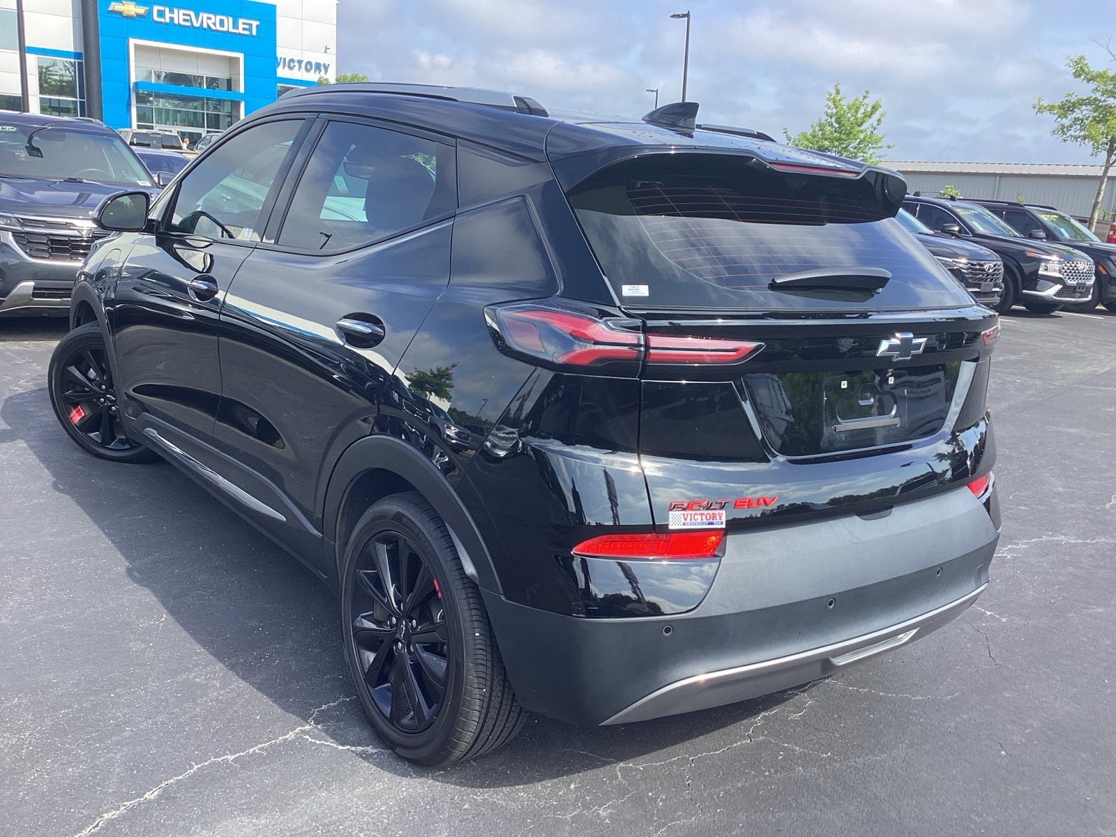Vehicle image 4 of 28