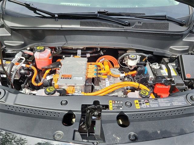 Vehicle image 28 of 30