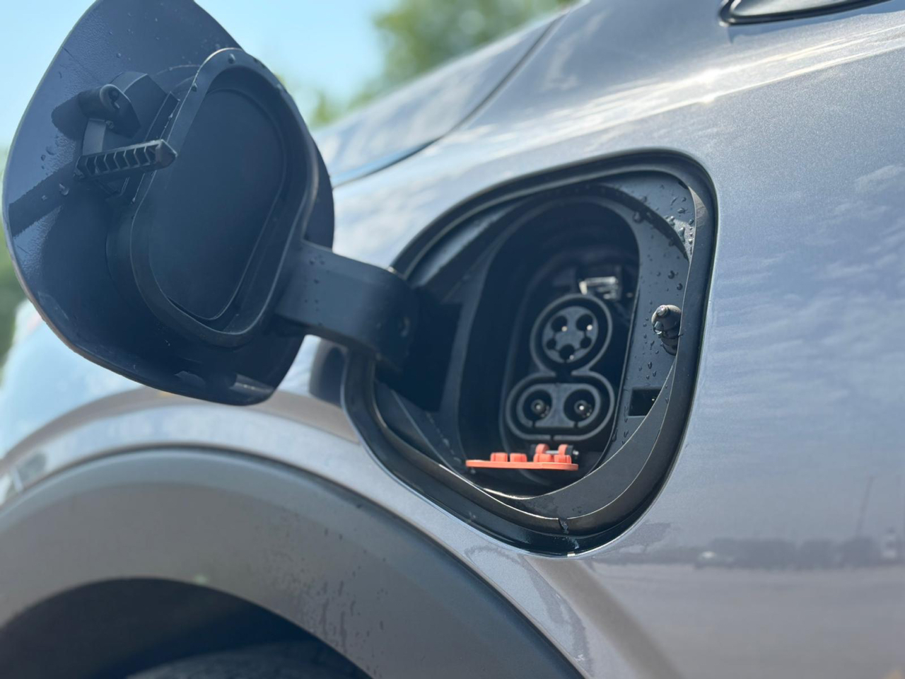 2023 Chevrolet Bolt EUV LT Image 26 of 35