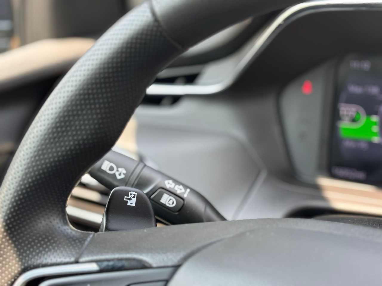 2023 Chevrolet Bolt EUV LT Image 28 of 35