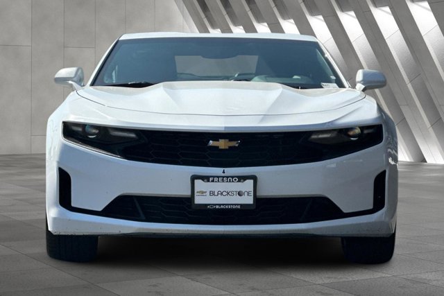 2023 Chevrolet Camaro 1LT Image 2 of 27