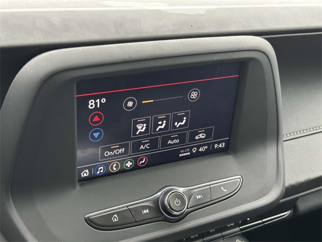 Vehicle image 22 of 25