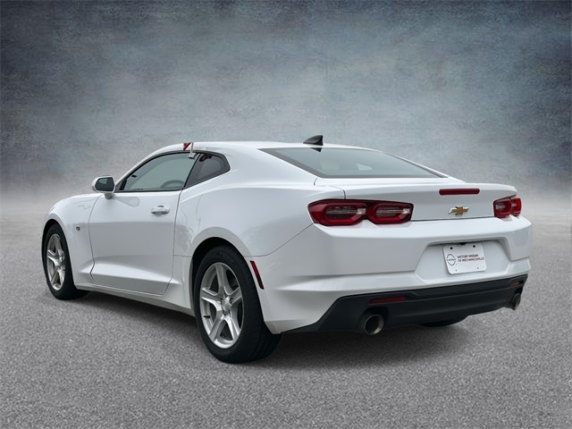 Vehicle image 6 of 25