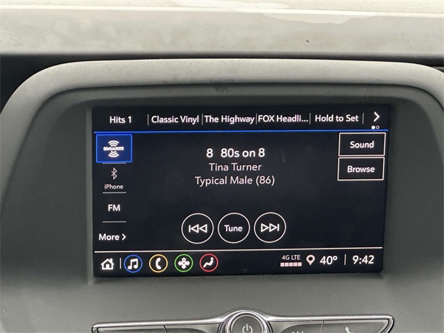 Vehicle image 20 of 25