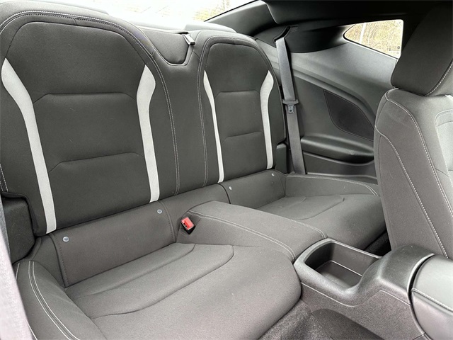 Vehicle image 11 of 25