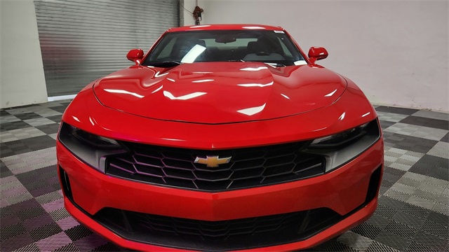 2023 Chevrolet Camaro 1LT Image 9 of 24