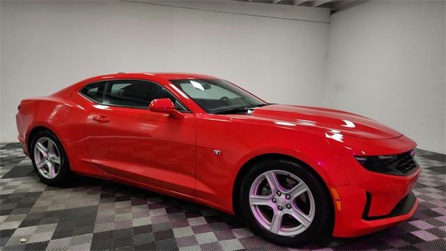 2023 Chevrolet Camaro 1LT Image 5 of 24