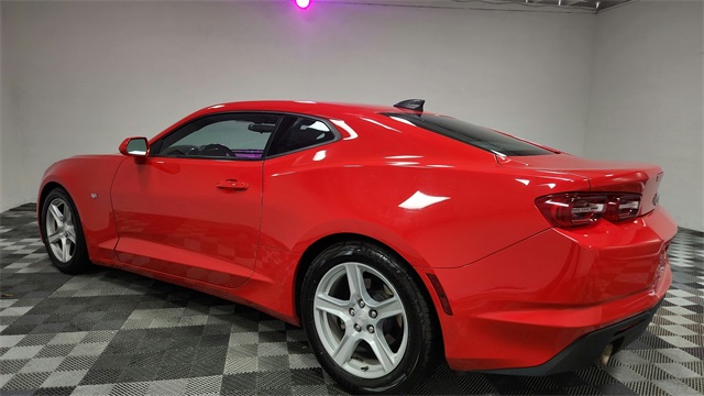 2023 Chevrolet Camaro 1LT Image 8 of 24