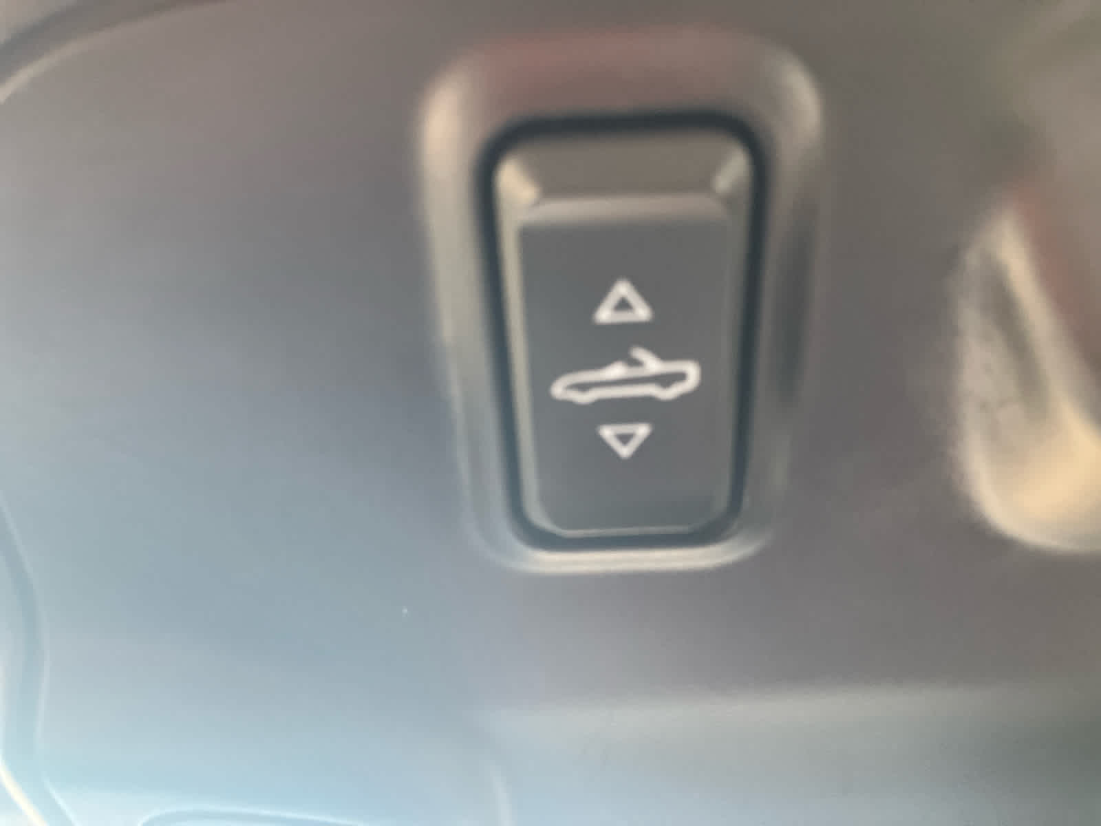 2023 Chevrolet Camaro 1LT Image 19 of 30