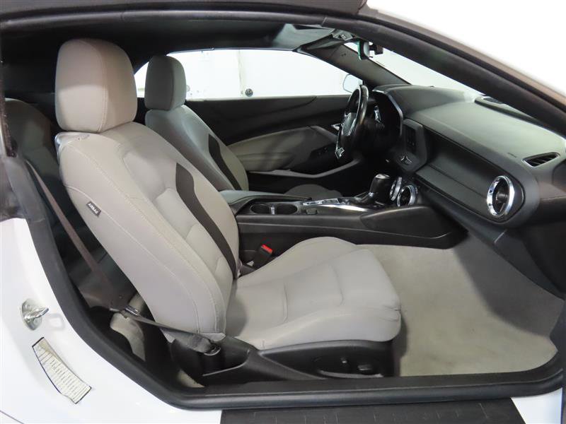 2023 Chevrolet Camaro 1LT Image 14 of 33