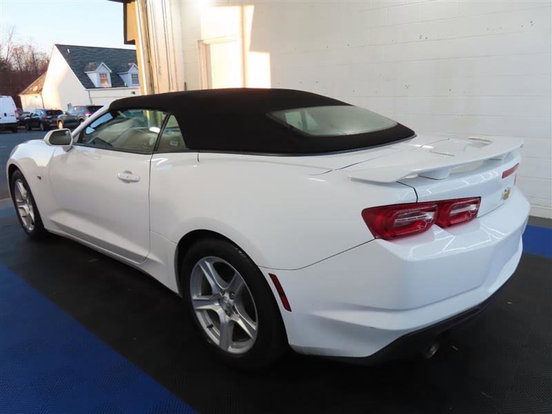 2023 Chevrolet Camaro 1LT Image 7 of 33