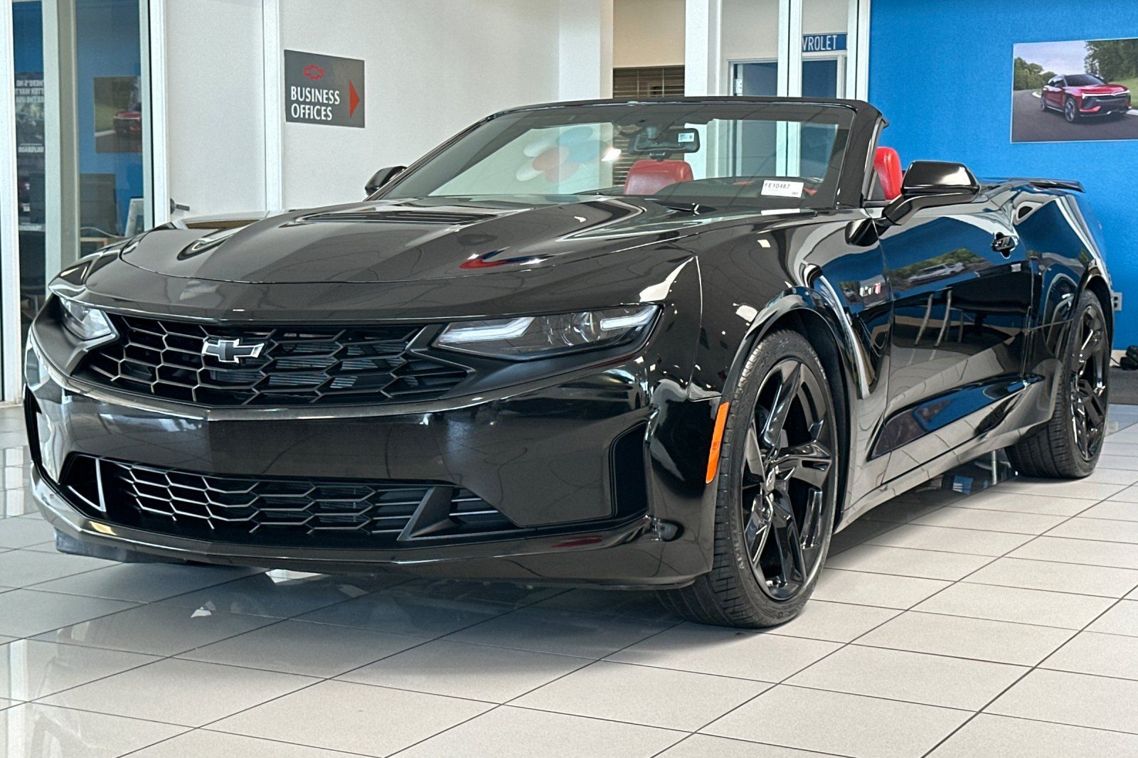 2023 Chevrolet Camaro 1LT Image 2 of 52