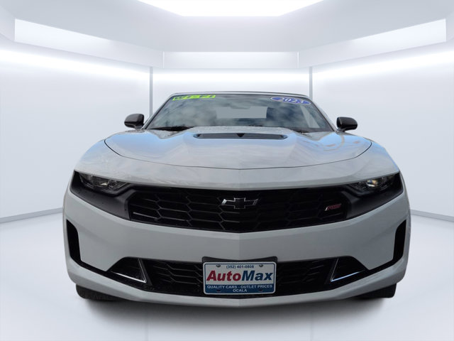 2023 Chevrolet Camaro 1LT Image 2 of 22