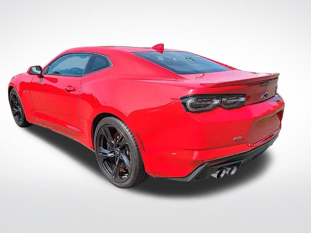 Vehicle image 7 of 26